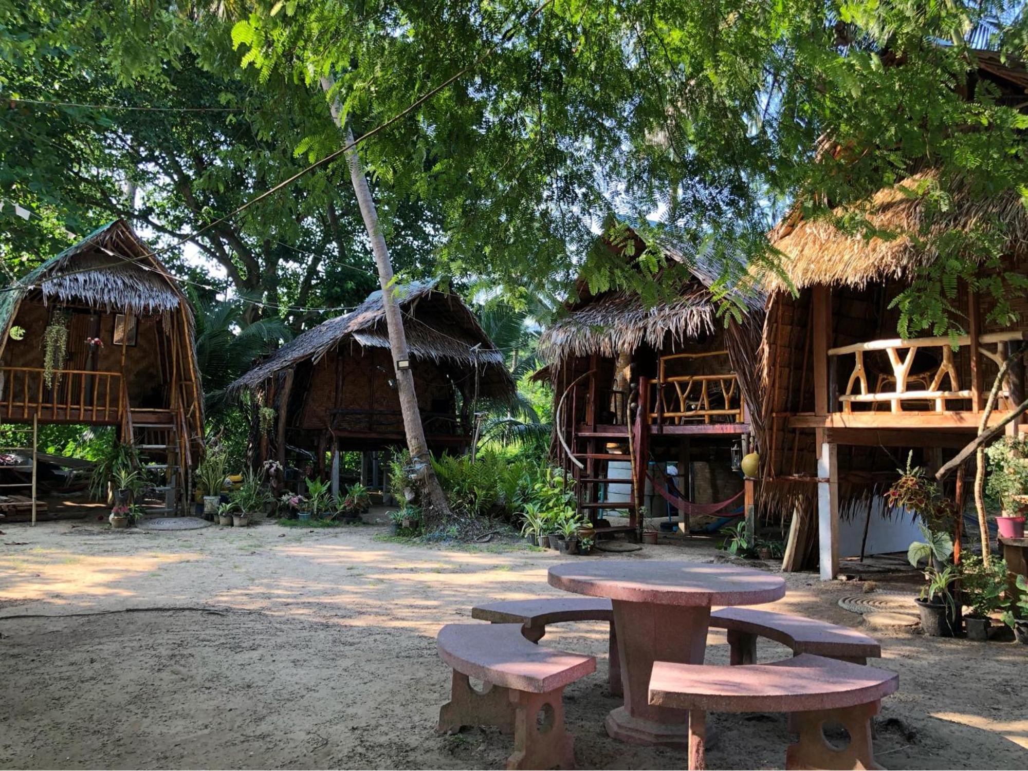 Malee Homestay Ko Por Buitenkant foto