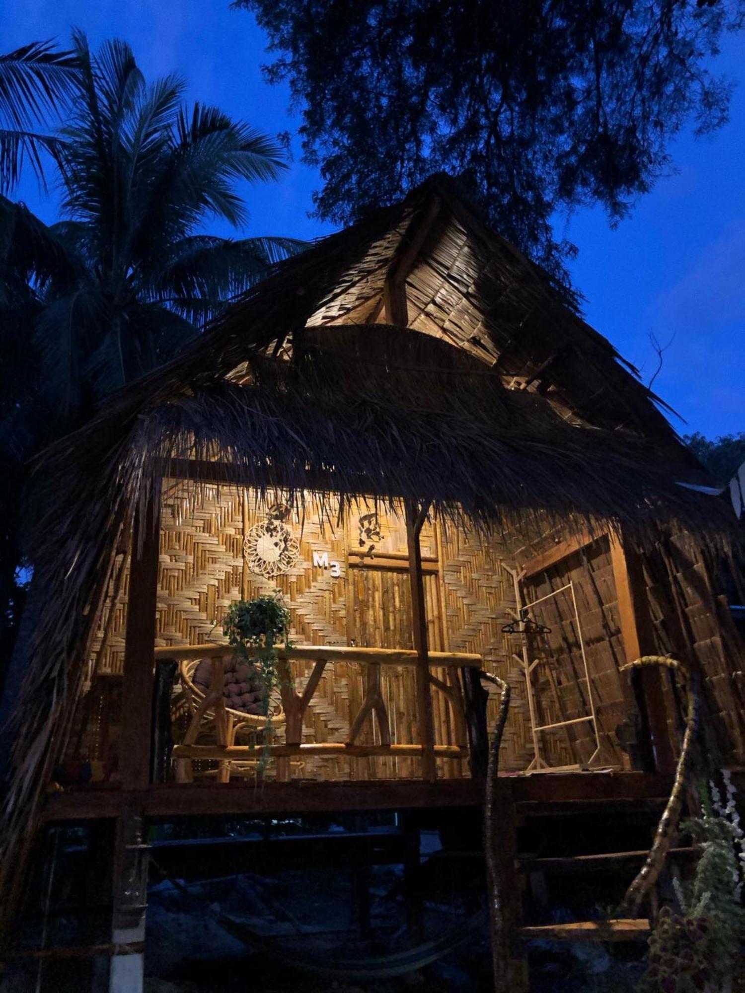 Malee Homestay Ko Por Buitenkant foto